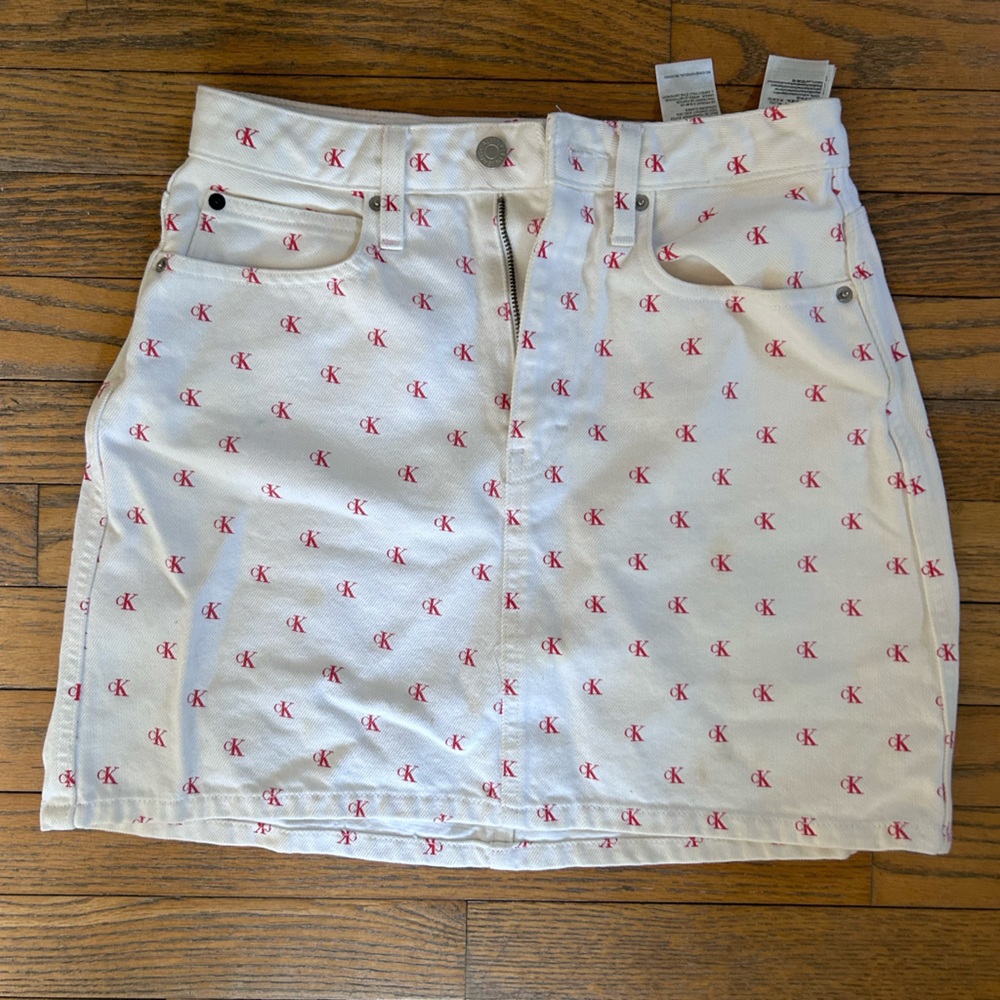 CALVIN KLEIN LOGO JEAN SKIRT RARE